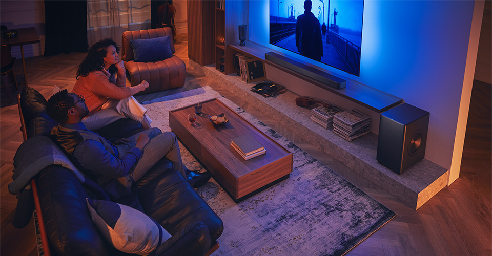 Philips ses ve TV &uuml;r&uuml;nlerinin tadını &ccedil;ıkaran arkadaş grubu